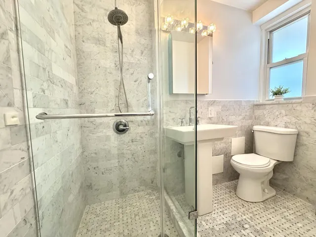 $699,000 | 3135 Johnson Avenue, Unit 10C | Spuyten Duyvil