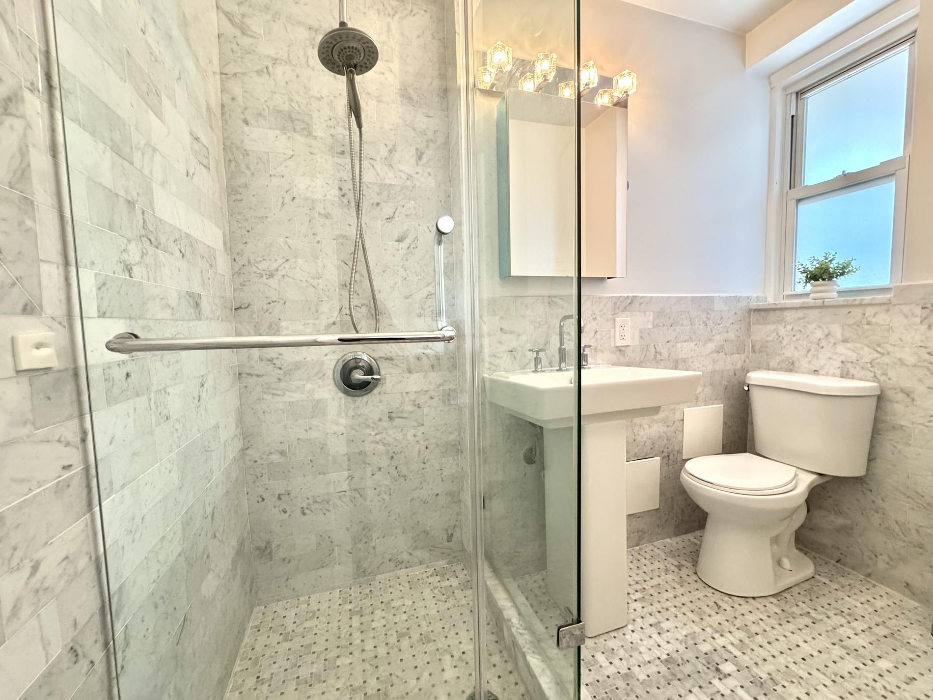 3135 Johnson Avenue, Unit 10C Bronx, NY 10463 - Photo 11 of 16