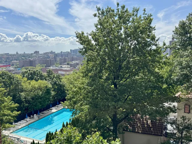 $699,000 | 3135 Johnson Avenue, Unit 10C | Spuyten Duyvil