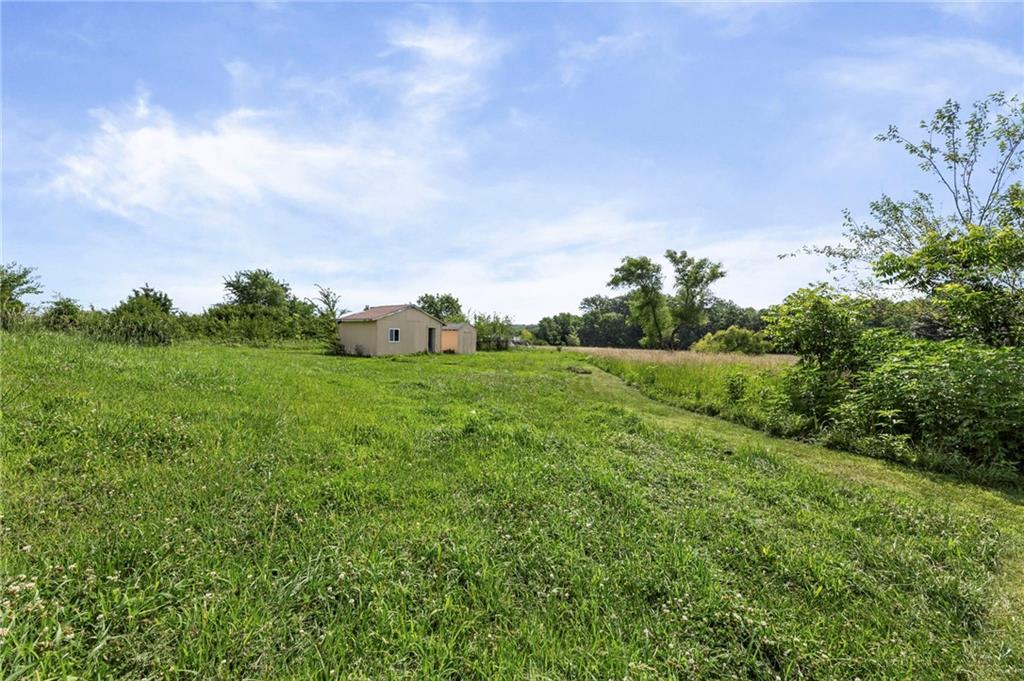 33155 Block Road Paola, KS 66071 - Photo 30 of 51