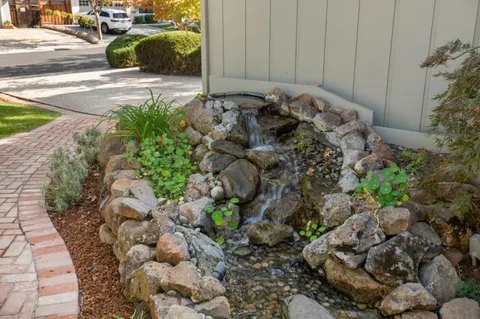 a view of a entryway of a house