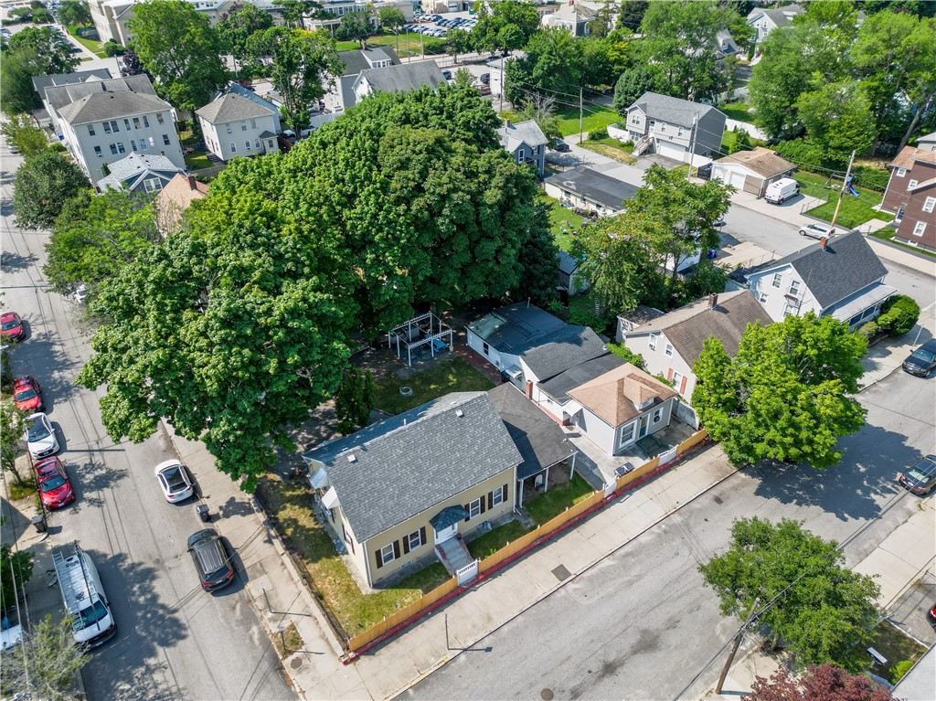 127 Meadow Street Pawtucket, RI 02860 - Photo 6 of 37