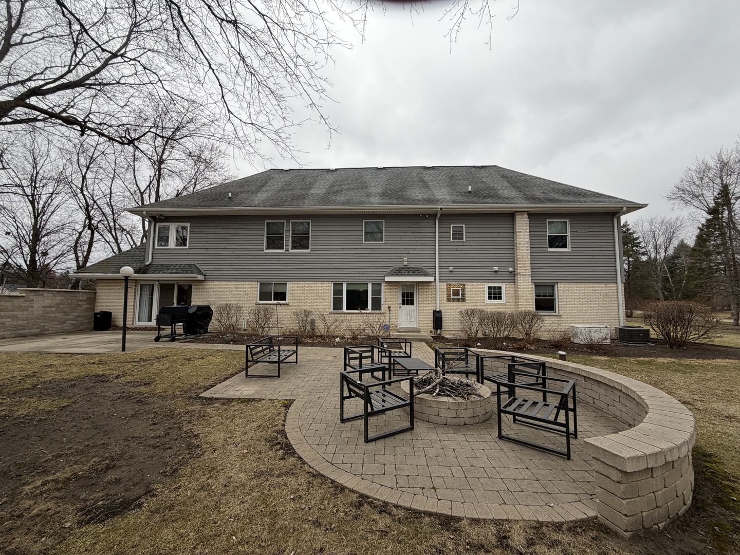 75 Ela Road Inverness, IL 60067 - Photo 4 of 41