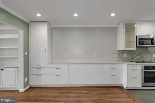 $4,600 | 453 Old Town Court, Alexandria, VA 22314