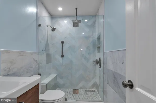 $4,600 | 453 Old Town Court, Alexandria, VA 22314