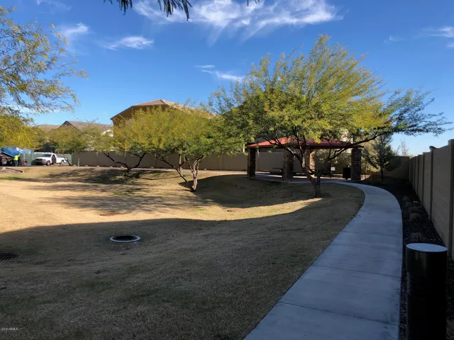 $2,295 | 2725 East Mine Creek Road, Unit 1114, Phoenix, AZ 85024
