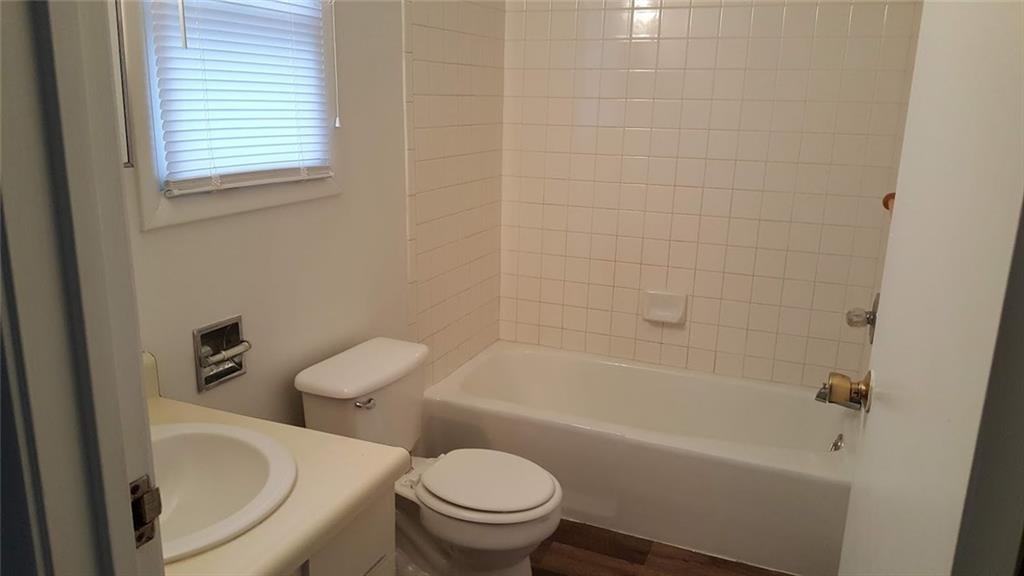 554 Andover Road Anderson, IN 46013 - Photo 9 of 17 Gallery Image 9