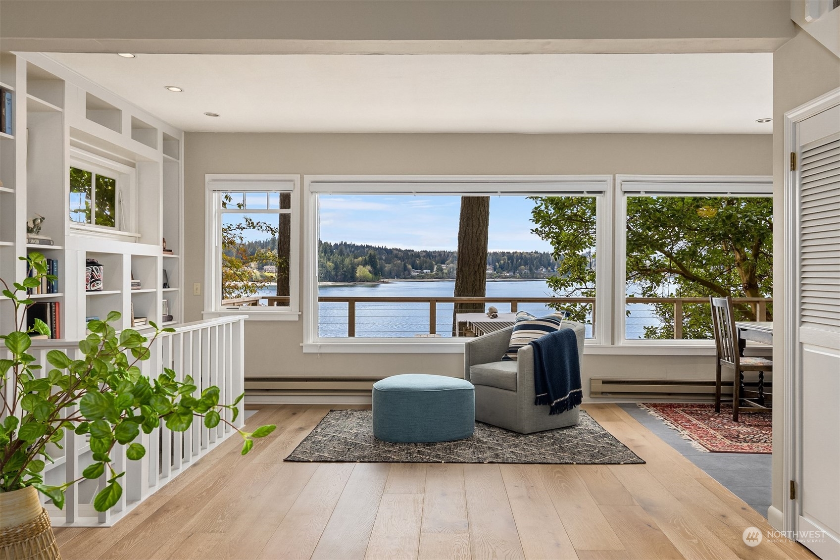 8471 Hansen Road Northeast Bainbridge Island, WA 98110 - Photo 12 of 40 Gallery Image 12