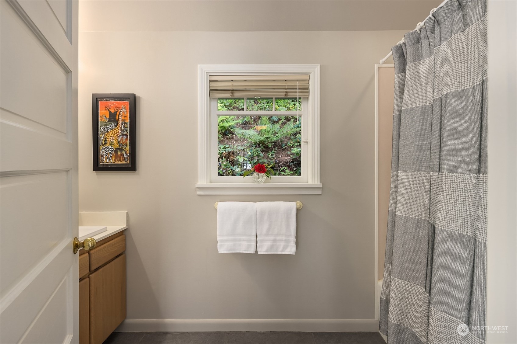 8471 Hansen Road Northeast Bainbridge Island, WA 98110 - Photo 32 of 40 Gallery Image 32