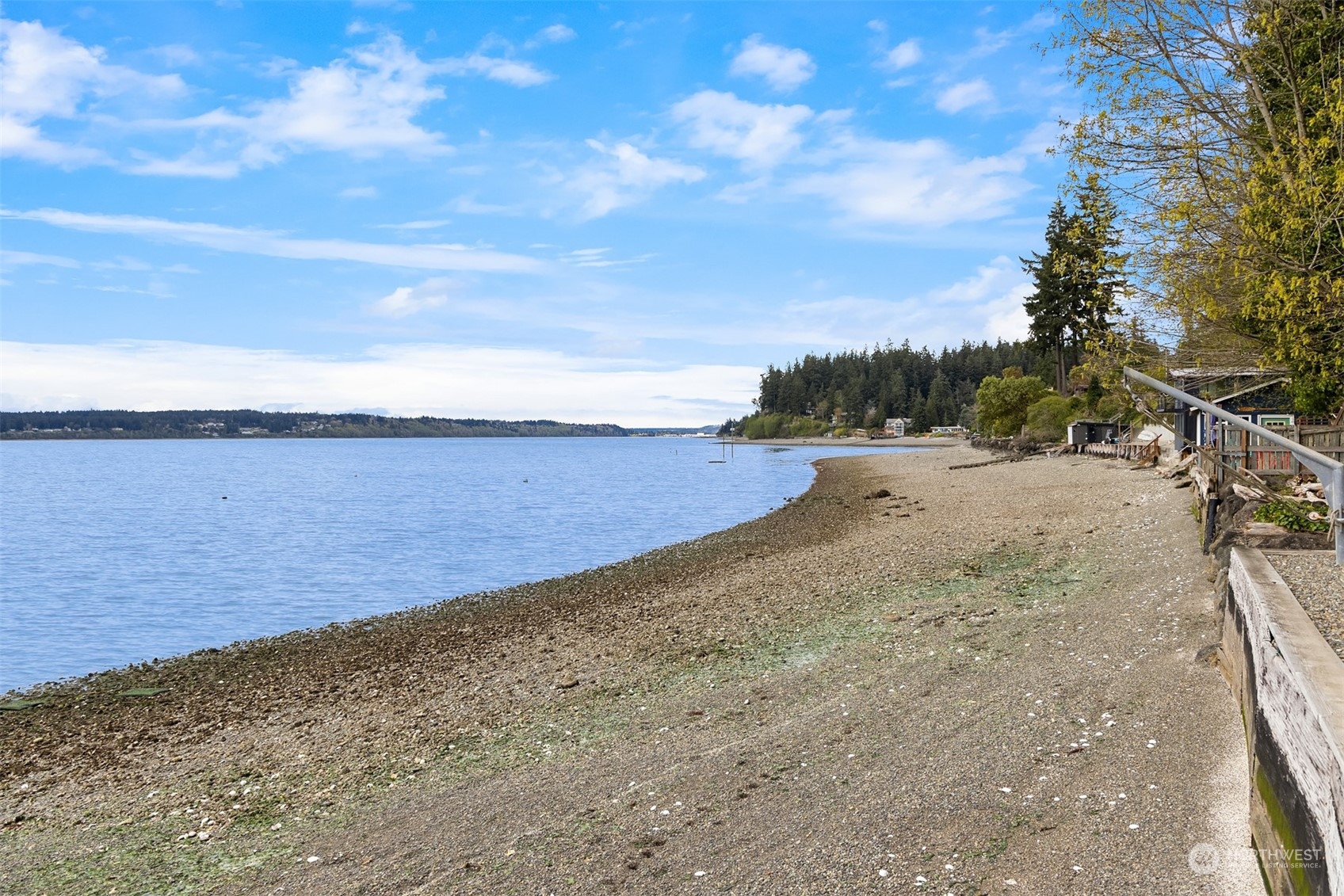 8471 Hansen Road Northeast Bainbridge Island, WA 98110 - Photo 36 of 40 Gallery Image 36