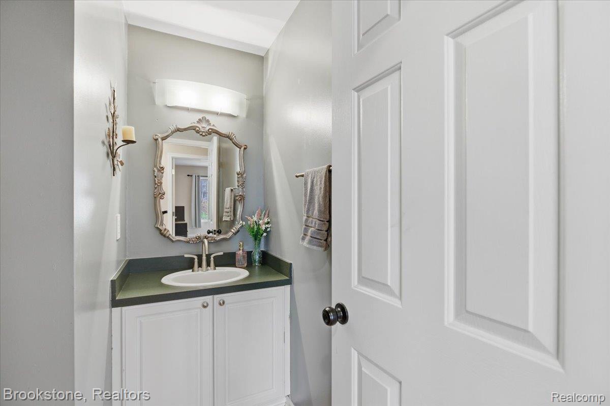 9748 Forest Ridge Drive Clarkston, MI 48348 - Photo 20 of 53 02-2025.jpg