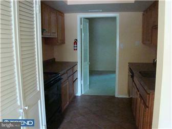 2 Raleigh Place Willingboro, NJ 08046 - Photo 3 of 3