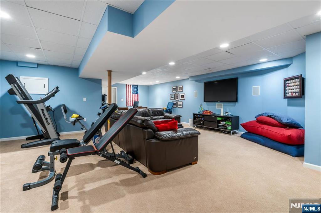 314 Winthrop Road Teaneck, NJ 07666 - Photo 34 of 49