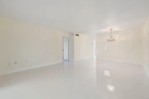 $350,000 | 717 Highway 1, Unit 108, Jupiter, FL 33477