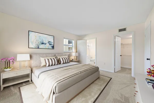 $350,000 | 717 Highway 1, Unit 108, Jupiter, FL 33477