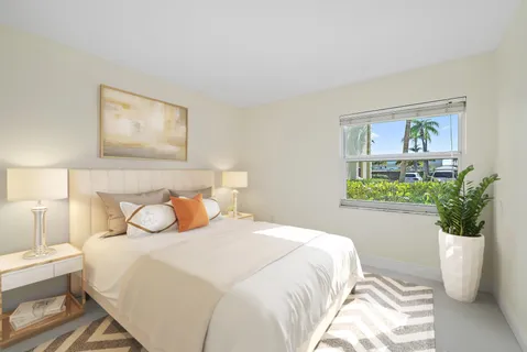 $350,000 | 717 Highway 1, Unit 108, Jupiter, FL 33477