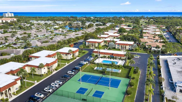 $350,000 | 717 Highway 1, Unit 108, Jupiter, FL 33477