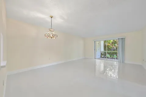 $350,000 | 717 Highway 1, Unit 108, Jupiter, FL 33477
