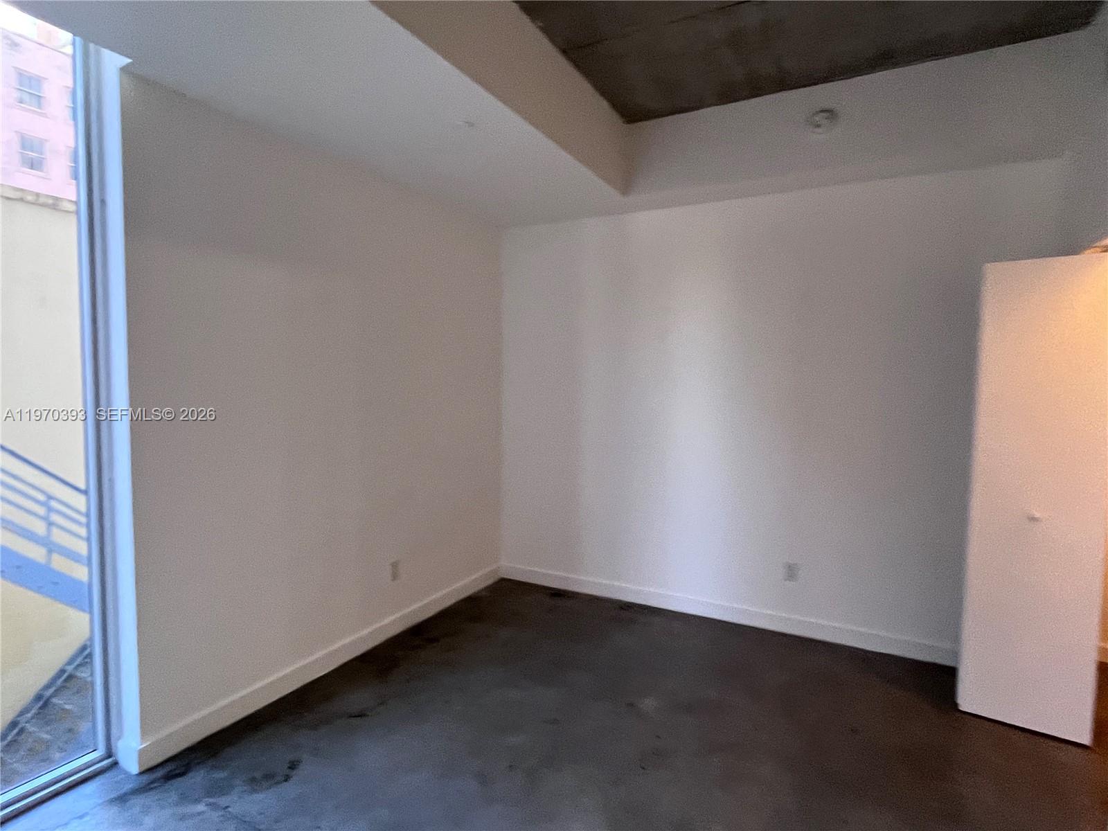 151 Southeast 1st Street, Unit 506 Miami, FL 33131 - Photo 14 of 26