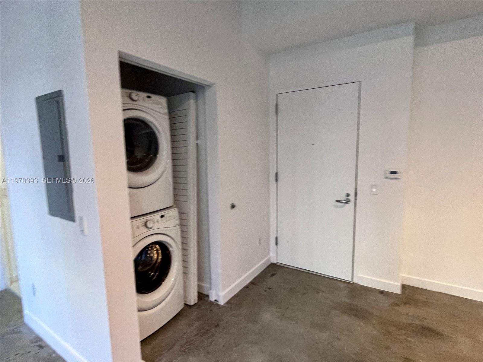 151 Southeast 1st Street, Unit 506 Miami, FL 33131 - Photo 16 of 26