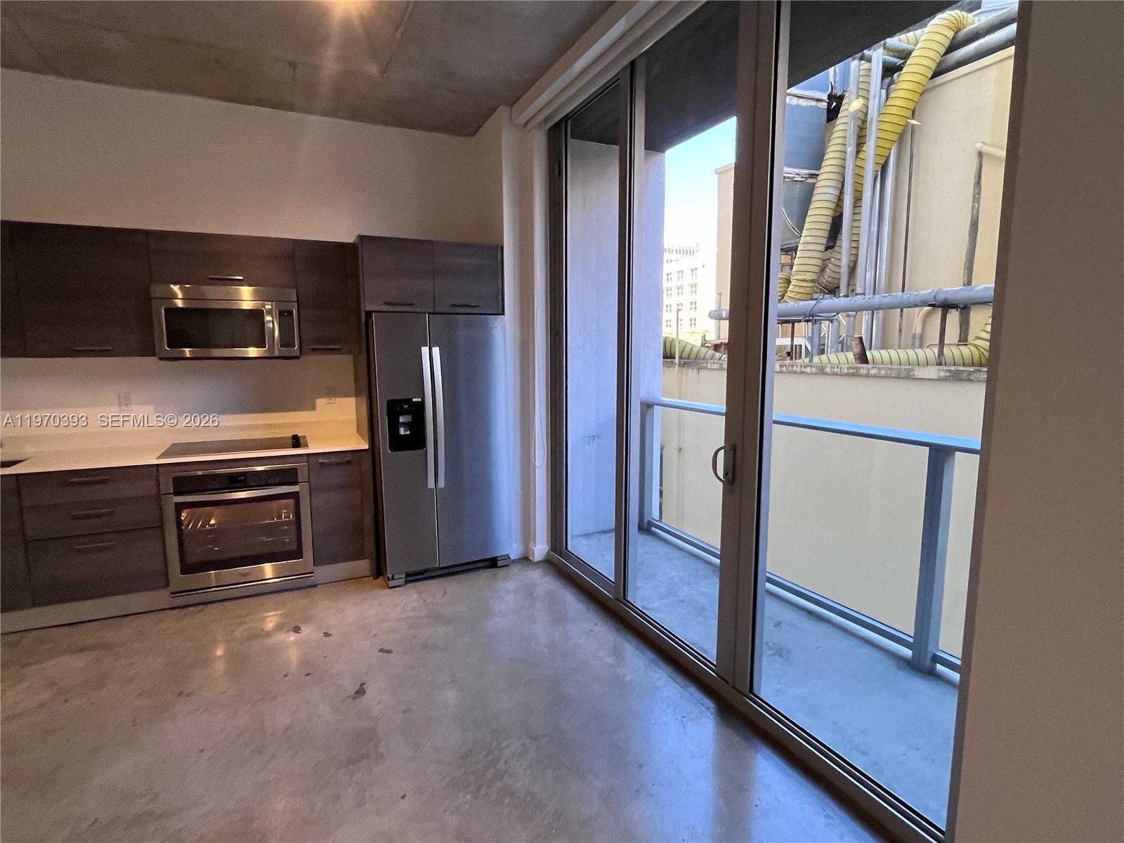 151 Southeast 1st Street, Unit 506 Miami, FL 33131 - Photo 9 of 26