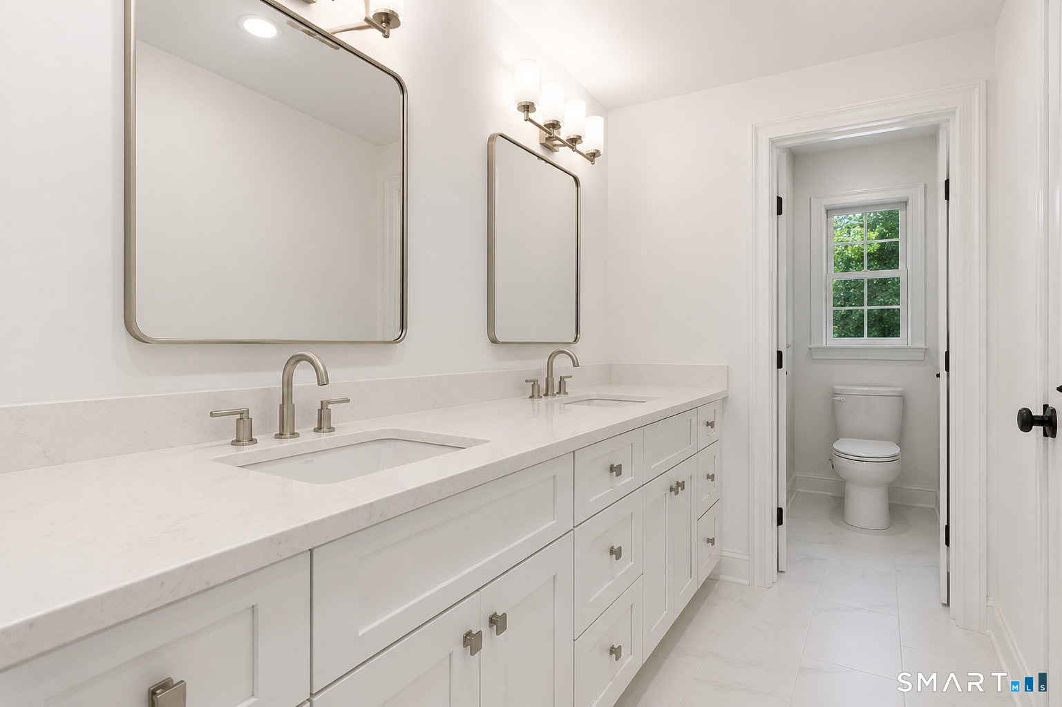 20 Locust Hill Road Darien, CT 06820 - Photo 19 of 30 Second floor hallway bathroom servicing bedrooms 3 & 4