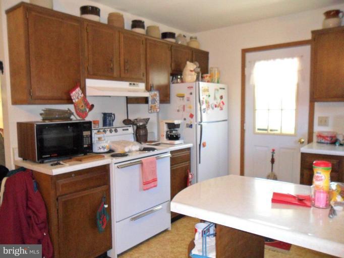 2765 Trough Road Shepherdstown, WV 25443 - Photo 16 of 20 Kitchen #2