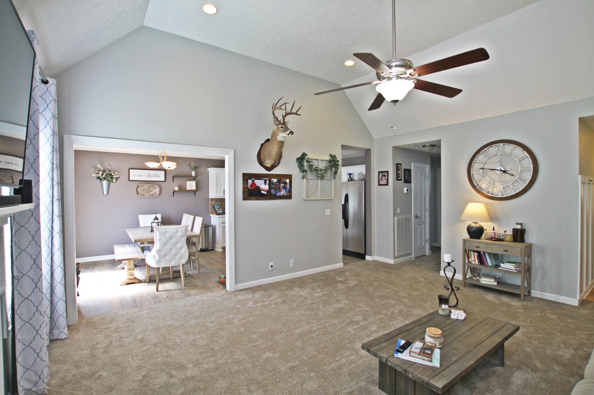 140 Fieldstone Lane Springfield, TN 37172 - Photo 5 of 41 a living room with furniture a clock and a window