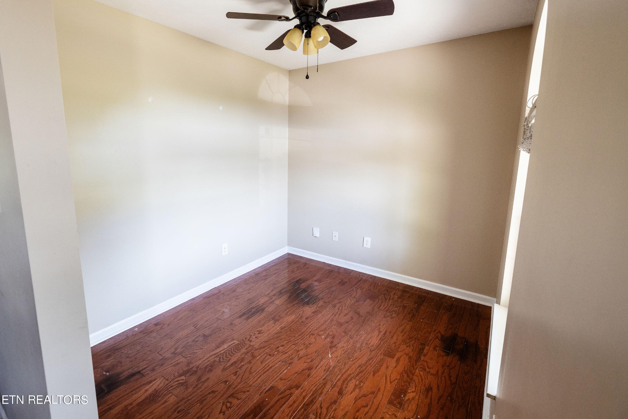 4201 Homewood Road Knoxville, TN 37918 - Photo 5 of 21 Gallery Image 5