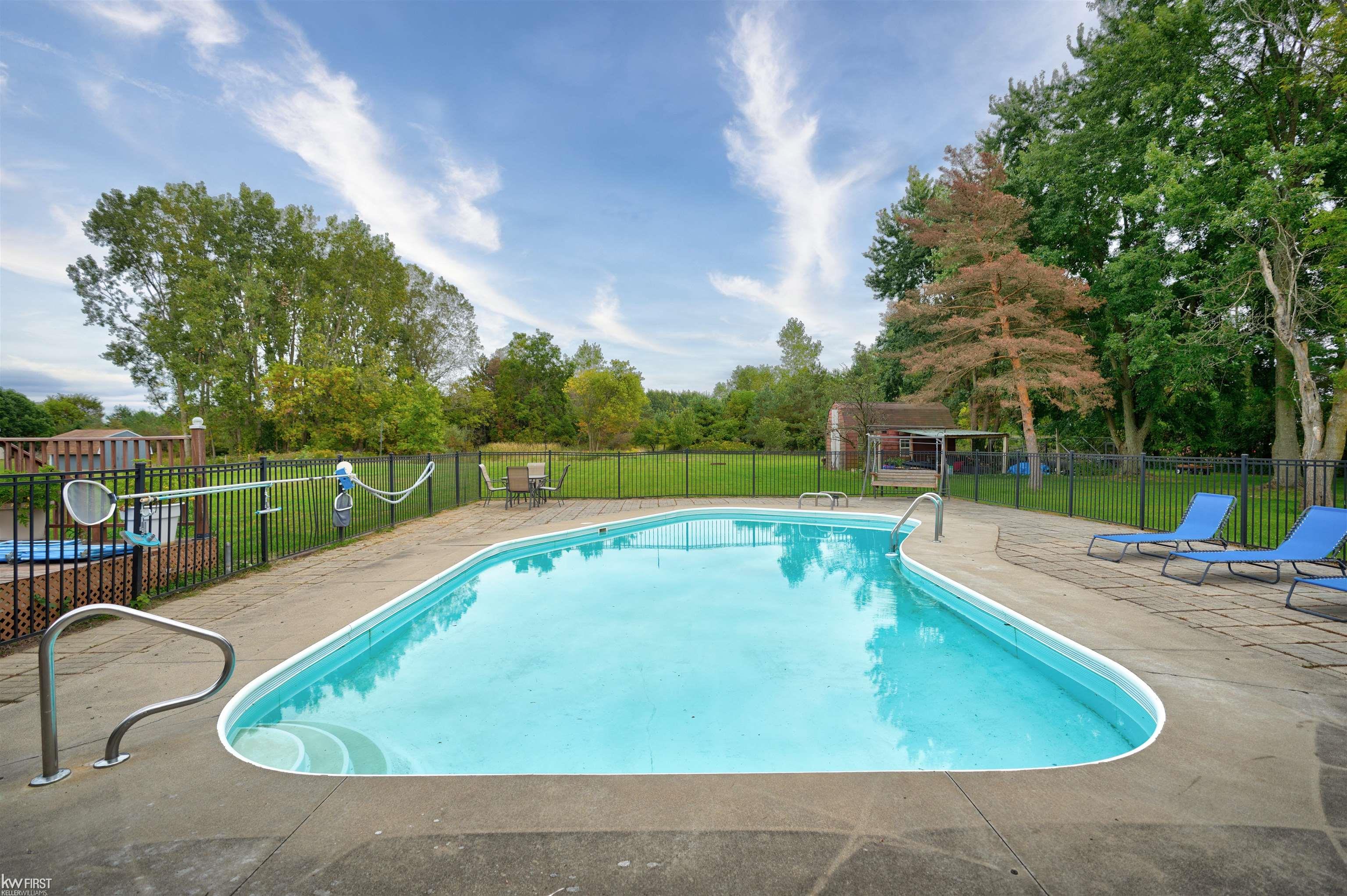 5238 North Gale Road Davison, MI 48423 - Photo 47 of 71 50189231-0e316be4-a90f-4f9b-b3c6-eeace4d75c7b.JPG
