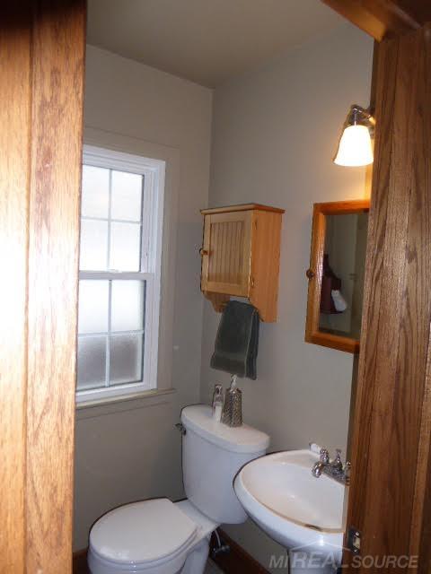 647 East Gunn Road Rochester, MI 48306 - Photo 20 of 26