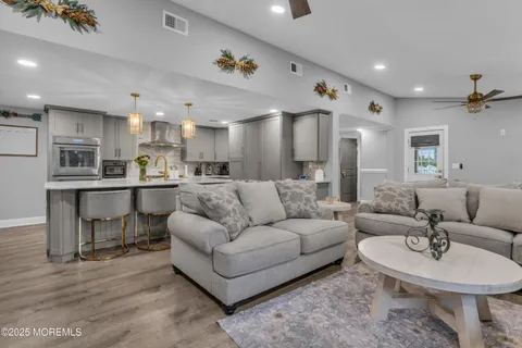 $1,499,999 | 91 Sycamore Avenue, Little Silver, NJ 07739