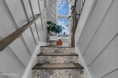 $1,499,999 | 91 Sycamore Avenue, Little Silver, NJ 07739