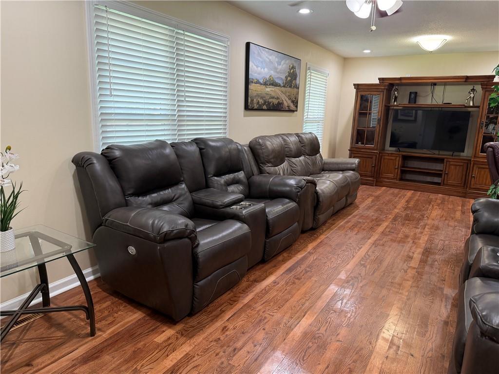 8026 Blue Ridge Boulevard Kansas City, MO 64138 - Photo 14 of 44