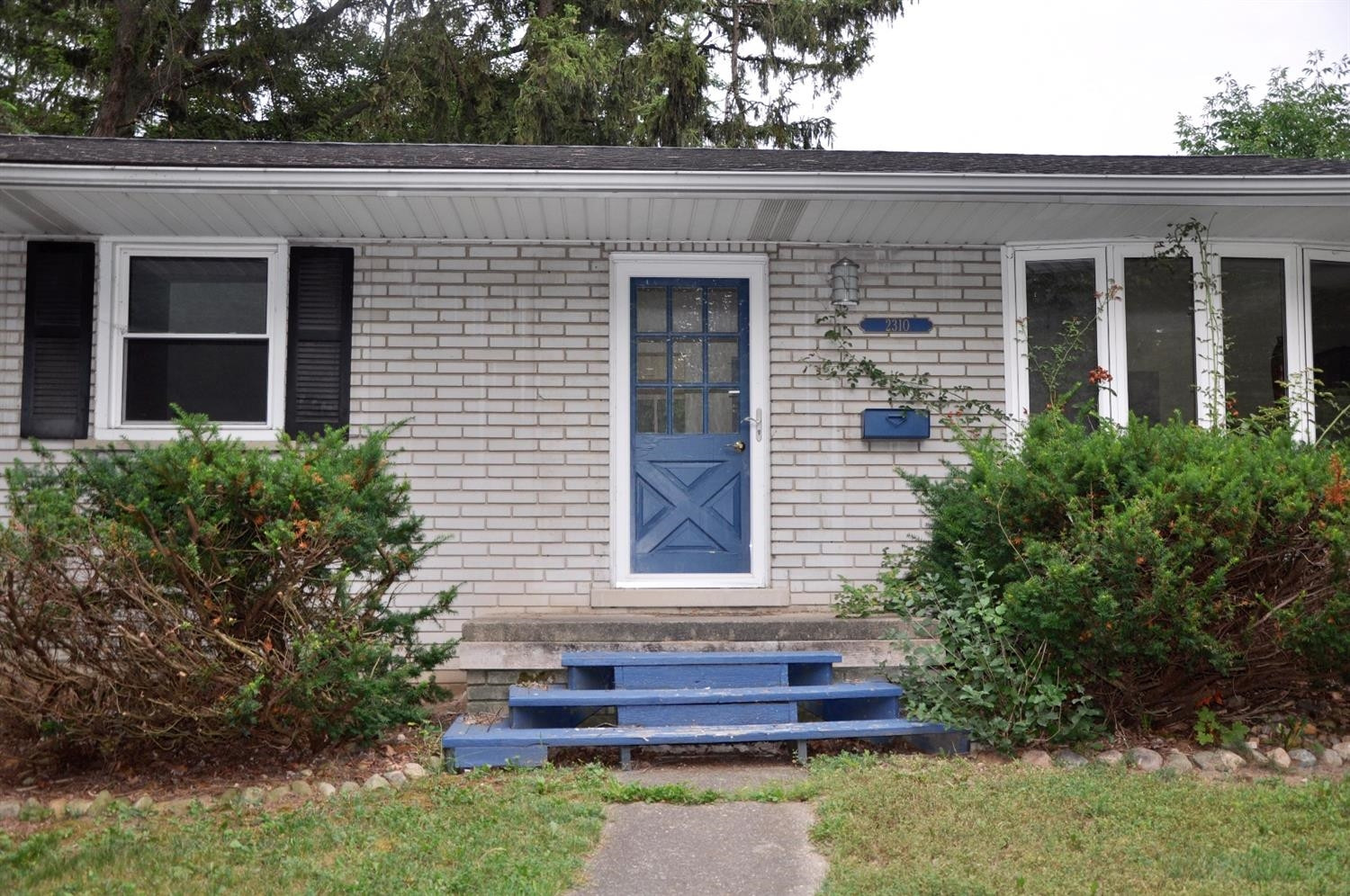 2310 Medford Road Ann Arbor, MI 48104 - Photo 4 of 10 Photo 4