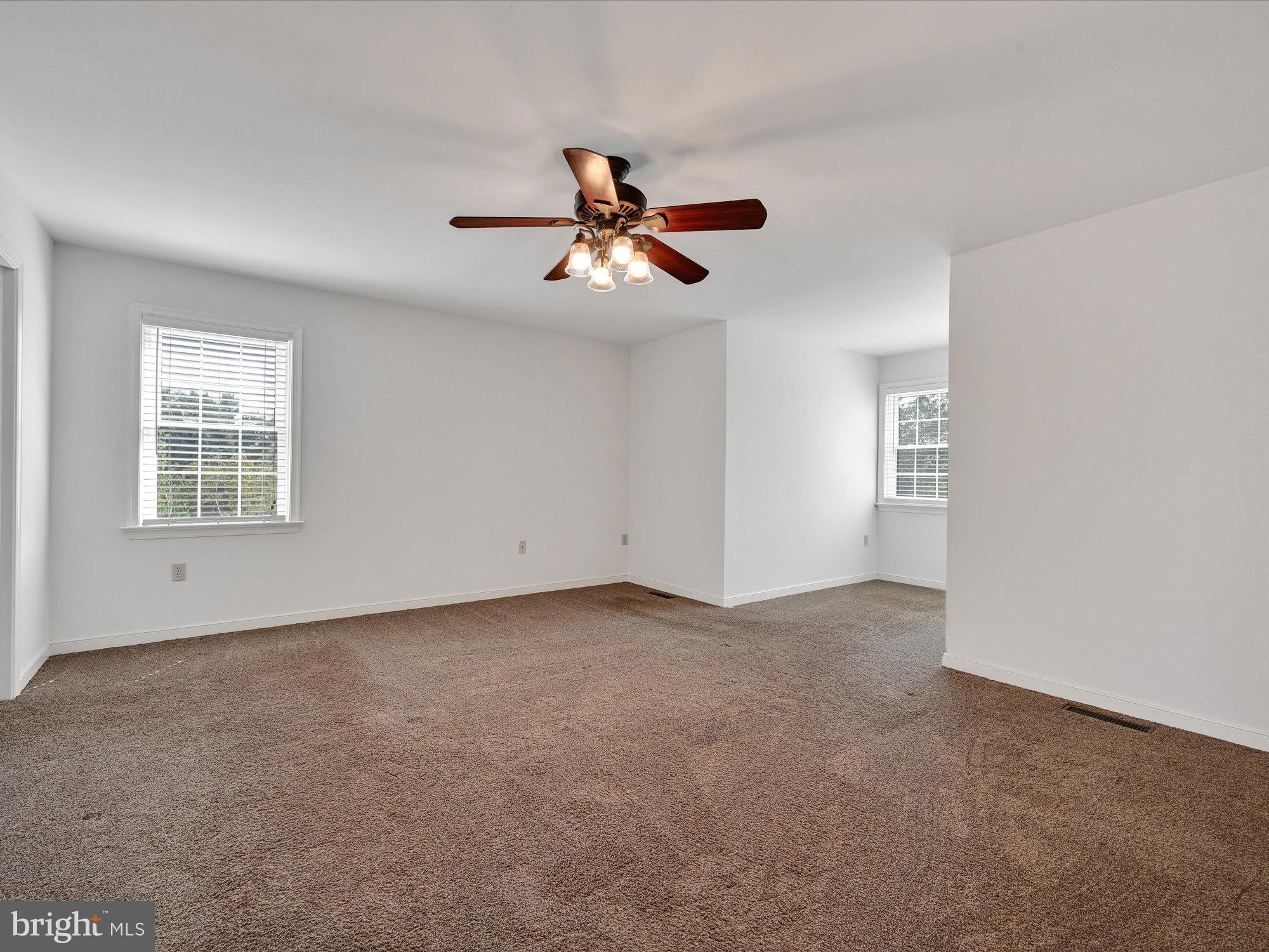 323 Royal Hunt Way Lititz, PA 17543 - Photo 16 of 29