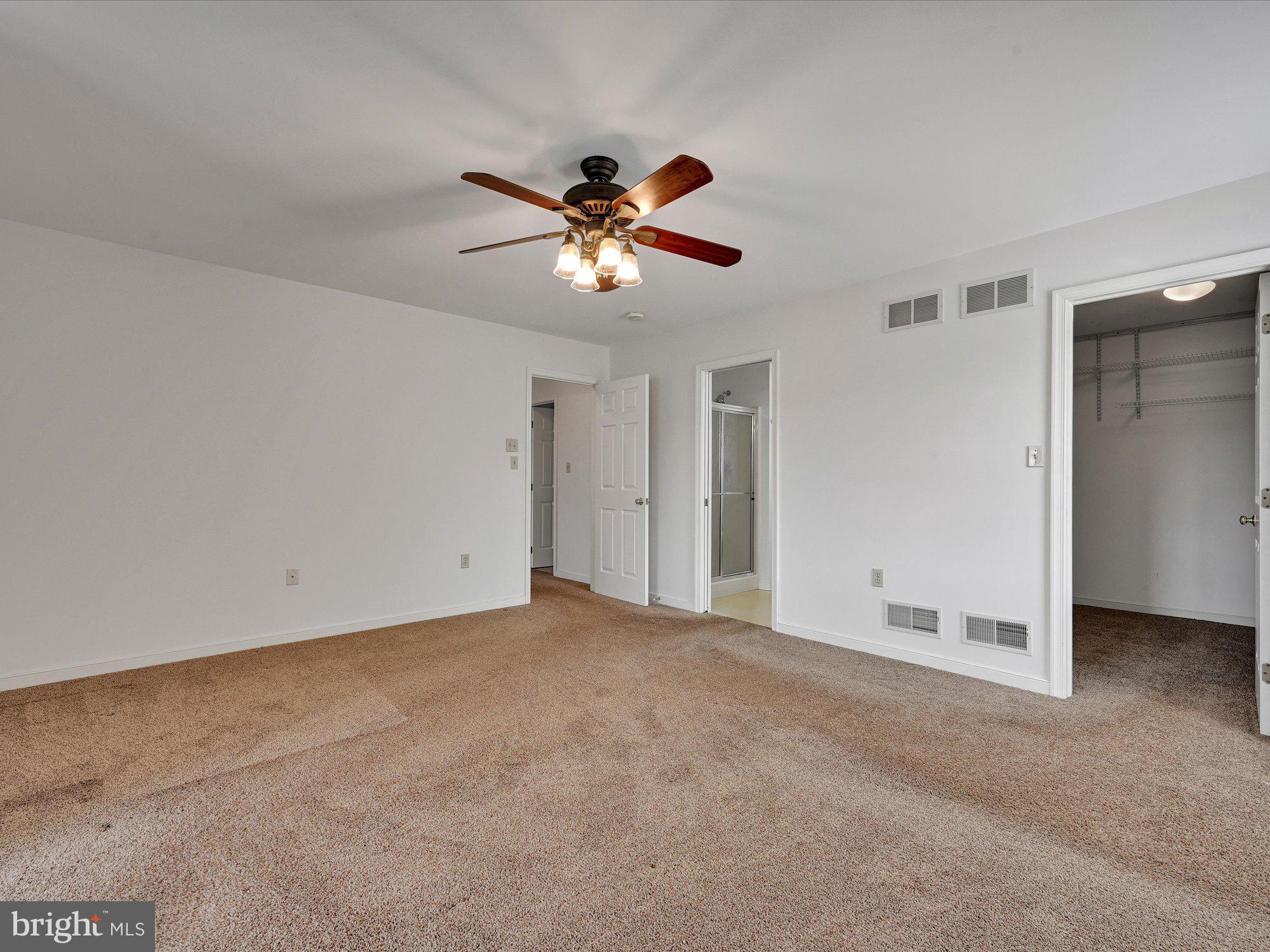 323 Royal Hunt Way Lititz, PA 17543 - Photo 17 of 29