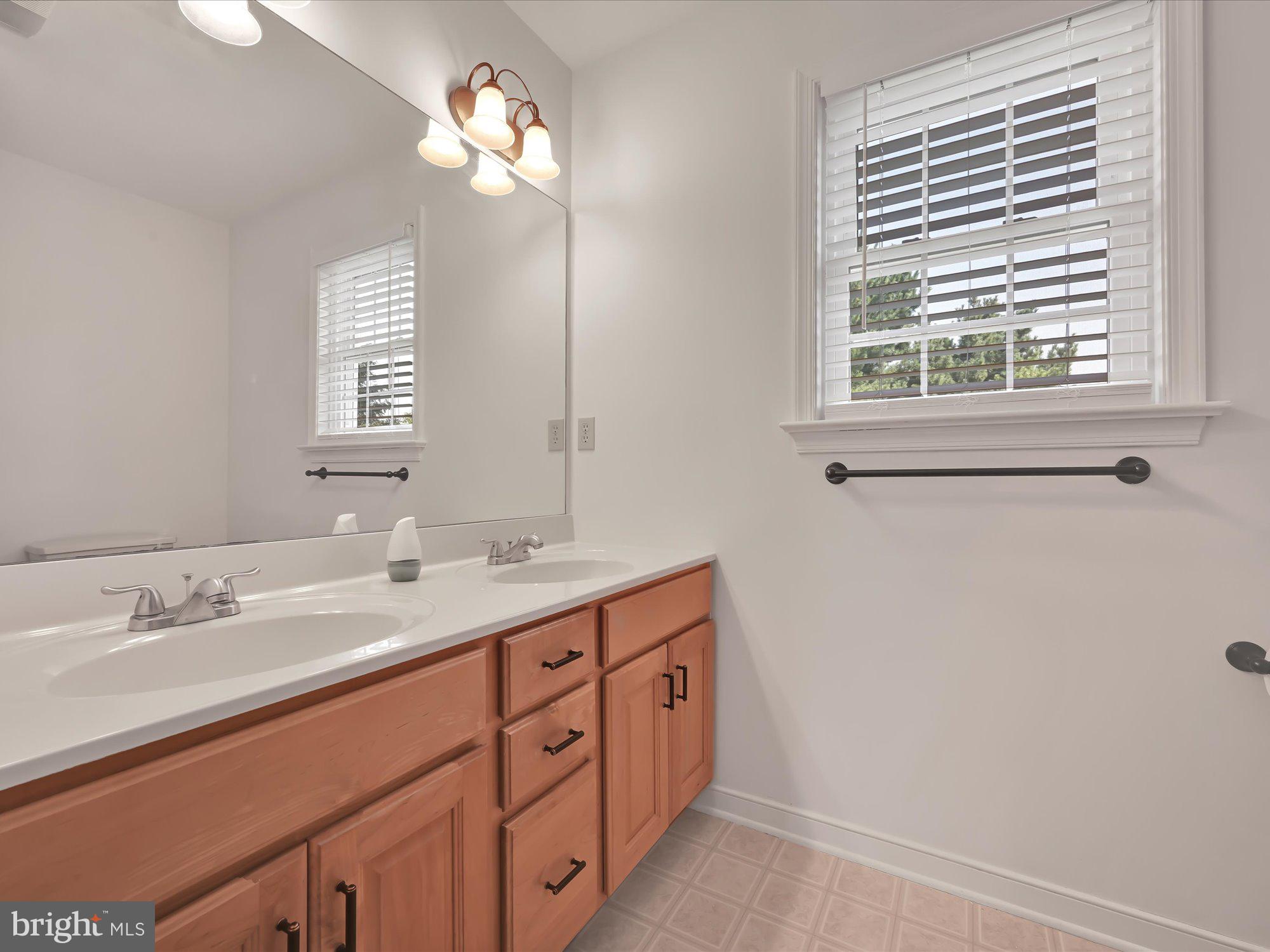 323 Royal Hunt Way Lititz, PA 17543 - Photo 23 of 29