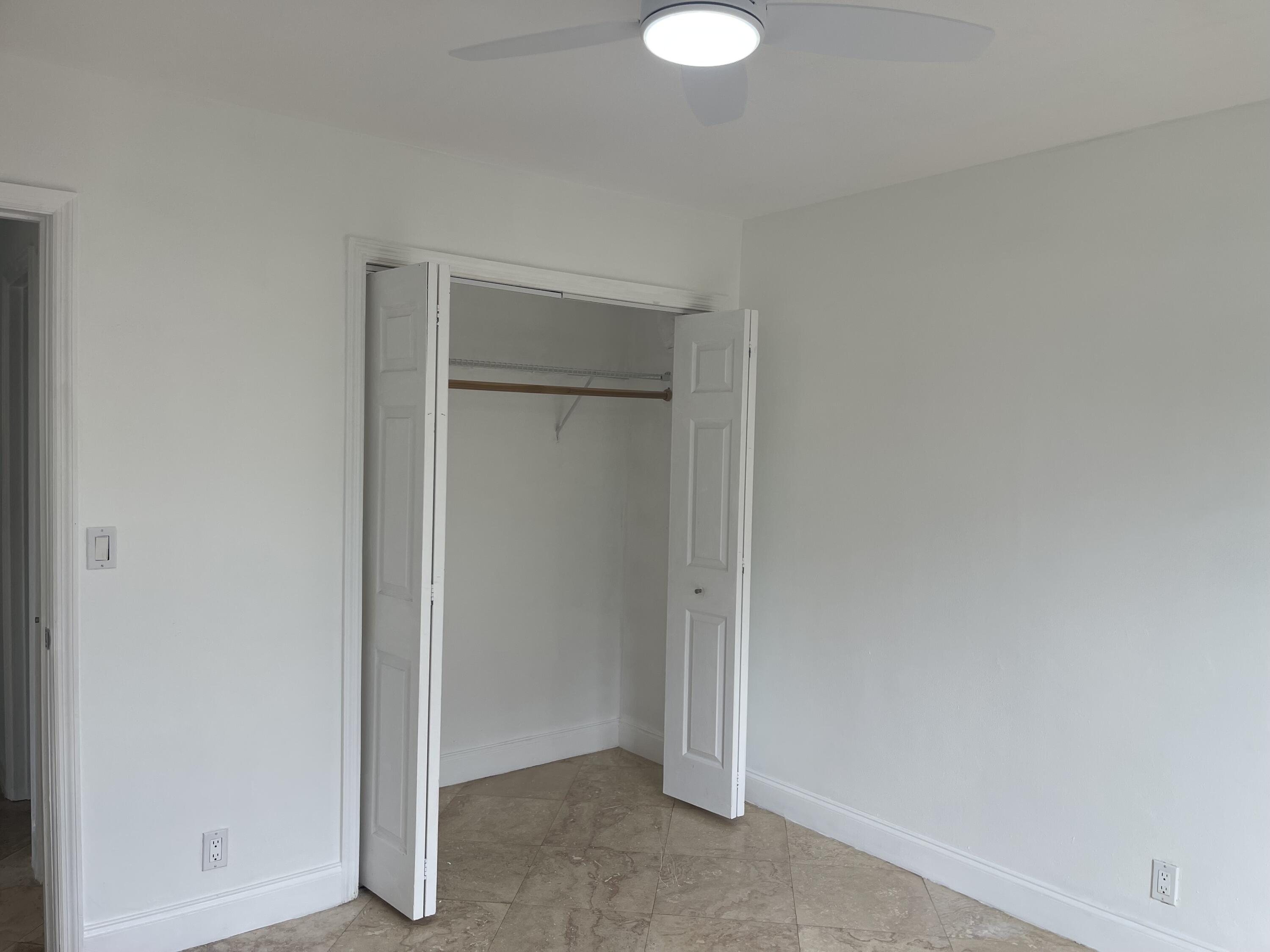 927 West Royal Palm Road Boca Raton, FL 33486 - Photo 24 of 31 a view of an empty room