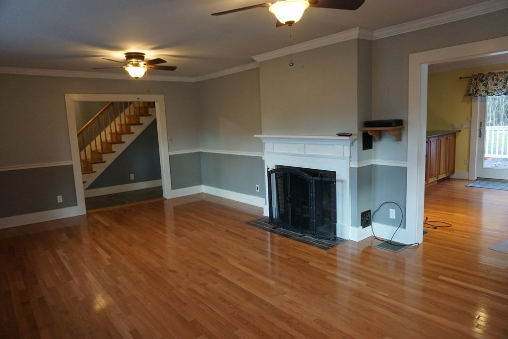 350 Ayer Road Harvard, MA 01451 - Photo 4 of 35