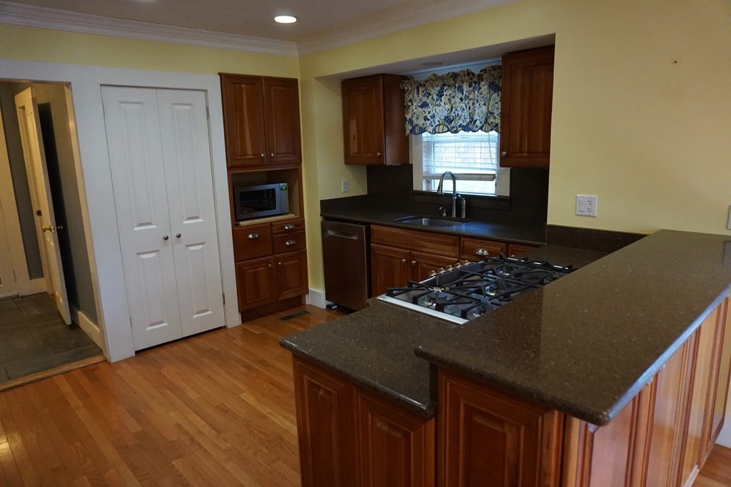 350 Ayer Road Harvard, MA 01451 - Photo 5 of 35