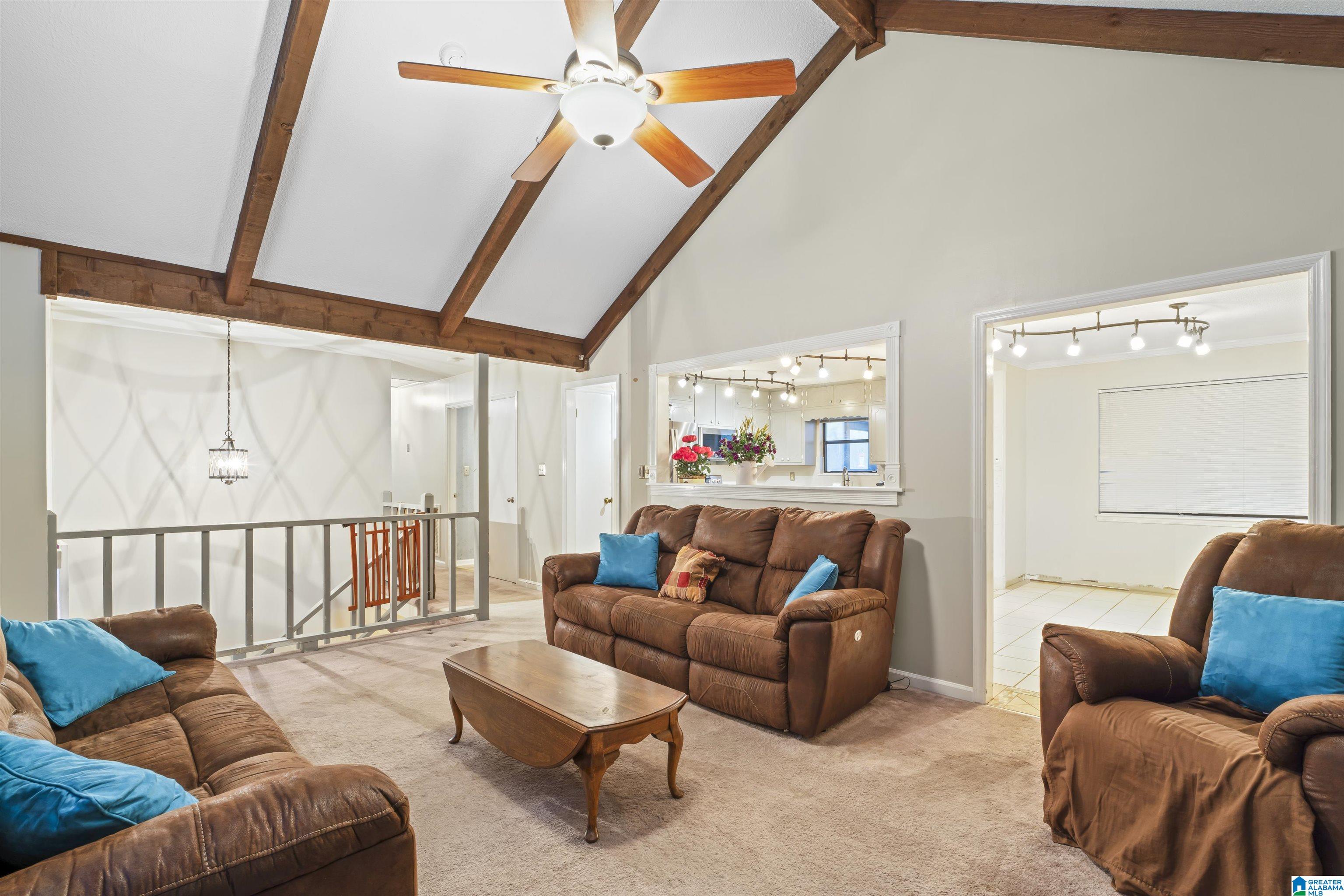 126 Forest Parkway Alabaster, AL 35007 - Photo 3 of 25
