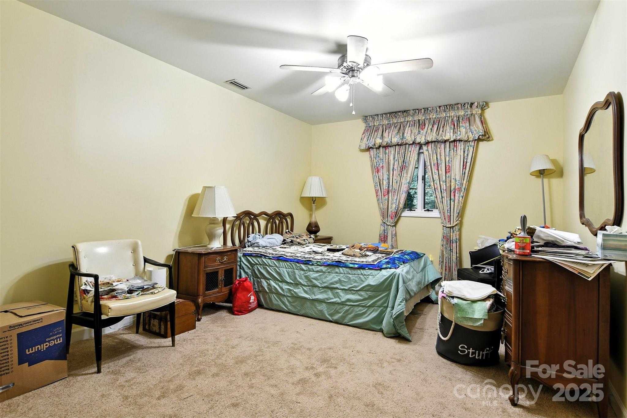 530 5th Street Northwest Hickory, NC 28601 - Photo 30 of 48 a living room with furniture and a chandelier