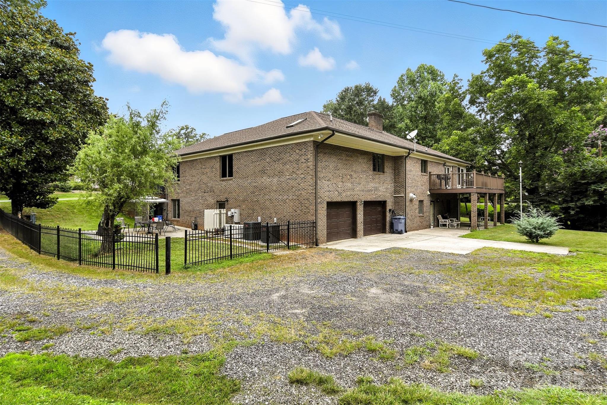 530 5th Street Northwest Hickory, NC 28601 - Photo 38 of 48 a front view of a house with garden