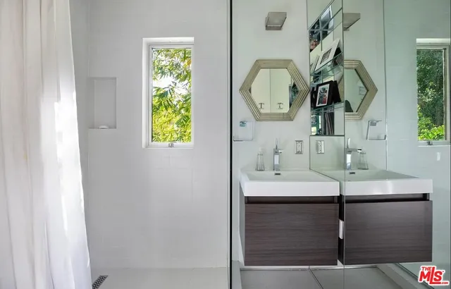 $26,500 | 1514 Sunset Plaza Drive, Los Angeles, CA 90069