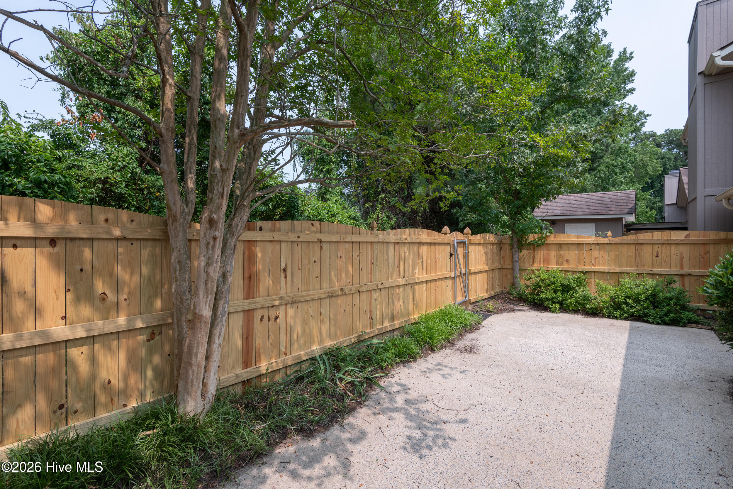 1871 Quail Ridge Road, Unit D Greenville, NC 27858 - Photo 6 of 38 Gallery Image 6