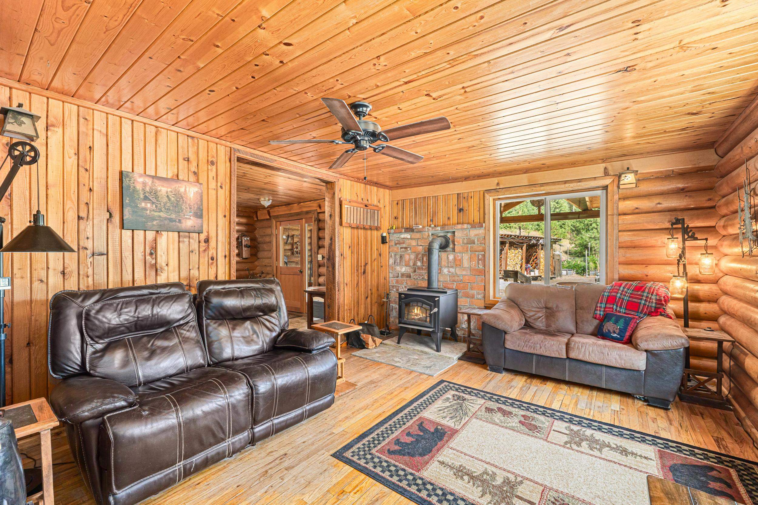 49 Lilly Creek Road Republic, WA 99166 - Photo 4 of 37 Gallery Image 4