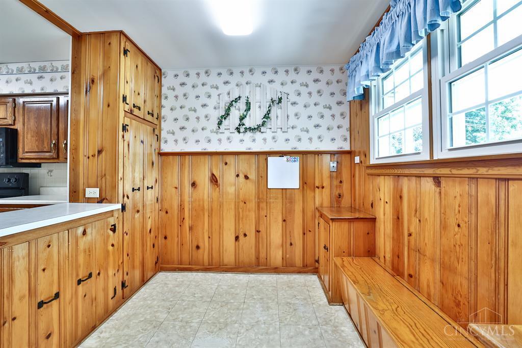 3840 Poole Road Cincinnati, OH 45251 - Photo 12 of 48 Gallery Image 12