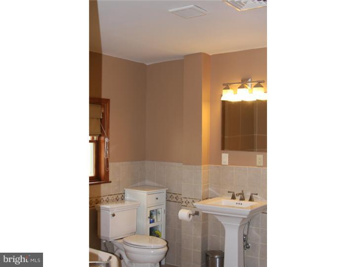 8609 Sagamore Road Philadelphia, PA 19128 - Photo 18 of 25