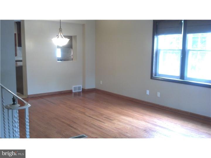 8609 Sagamore Road Philadelphia, PA 19128 - Photo 7 of 25